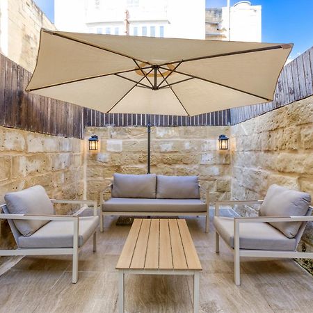 Sliema Luxury House Villa ภายนอก รูปภาพ