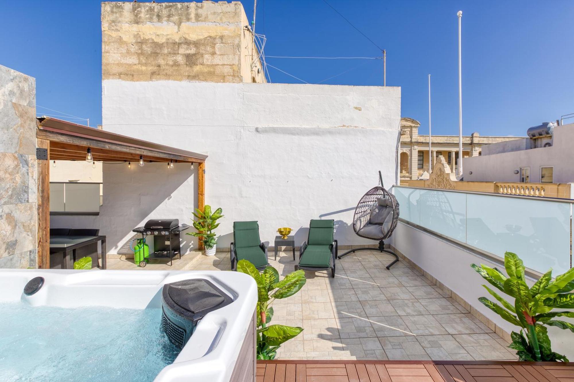 Sliema Luxury House Villa ภายนอก รูปภาพ