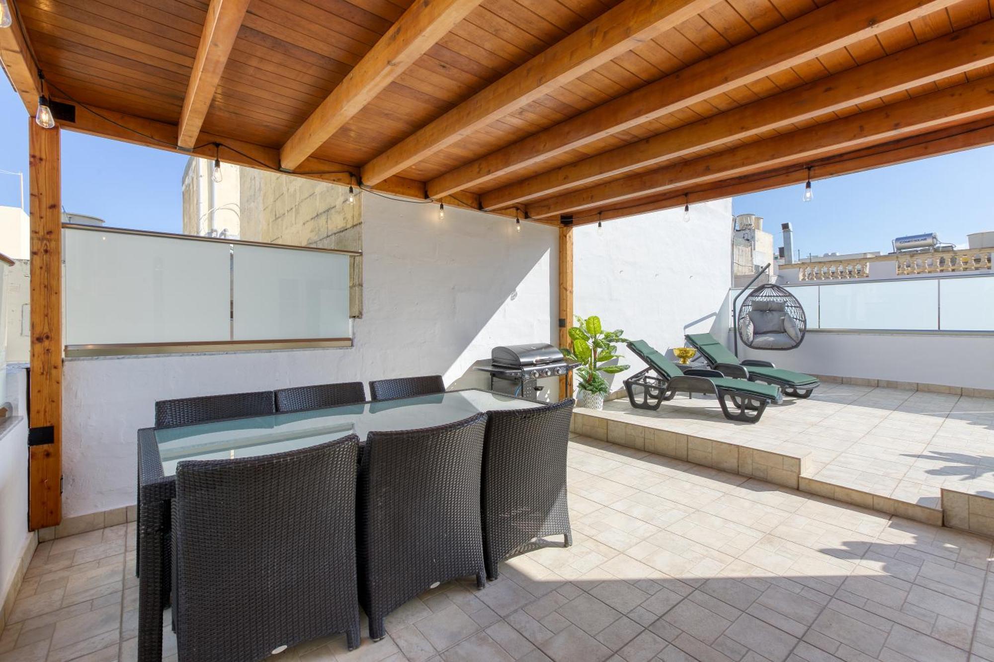 Sliema Luxury House Villa ภายนอก รูปภาพ
