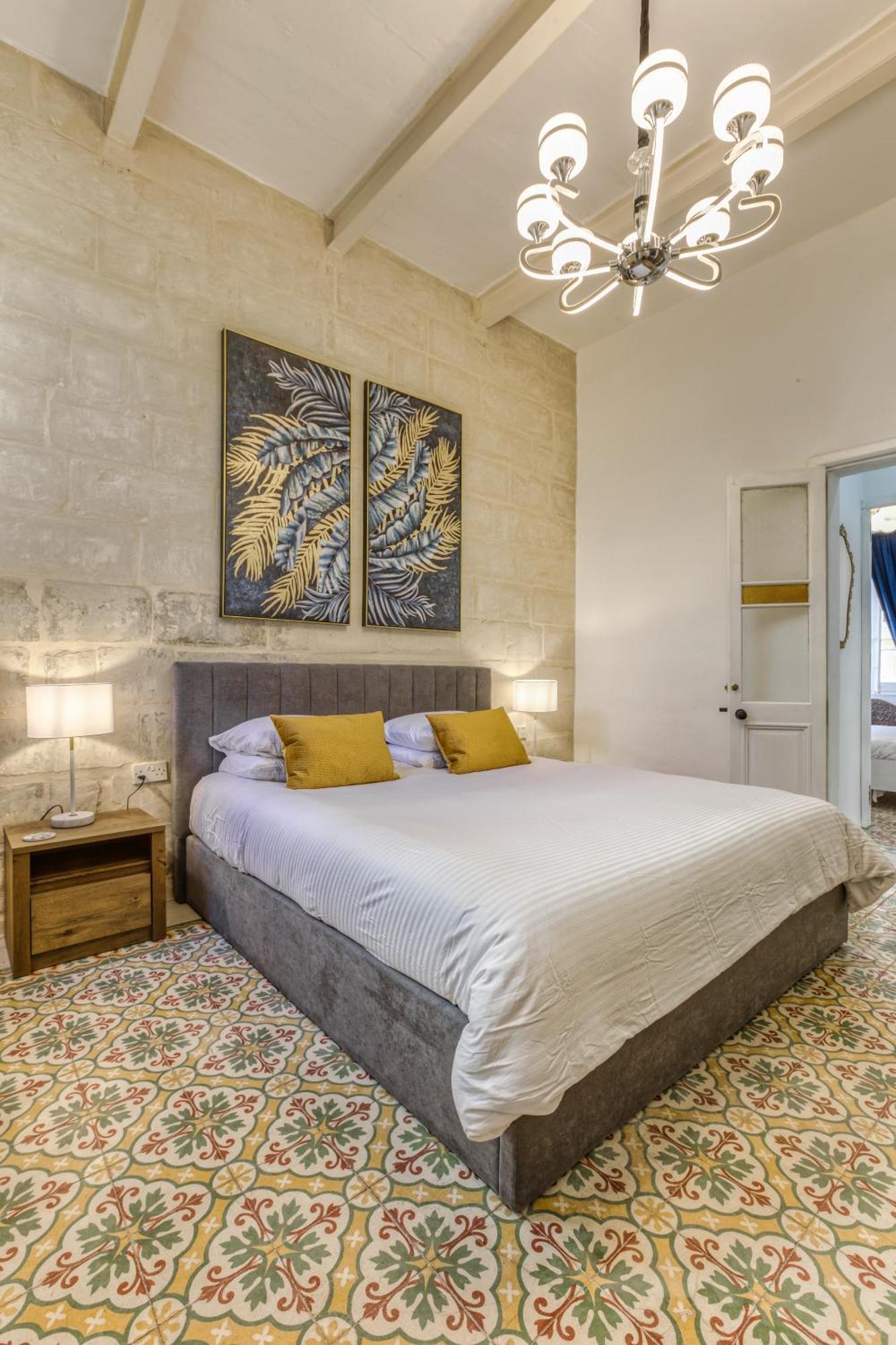 Sliema Luxury House Villa ภายนอก รูปภาพ